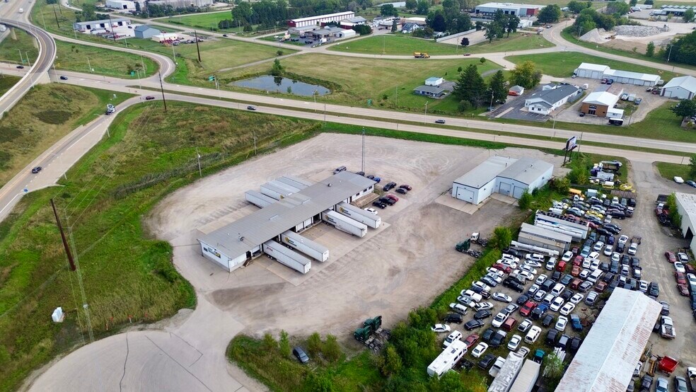 More Photos Of 3116 Marine Dr, Oshkosh Truck Terminal For Sale