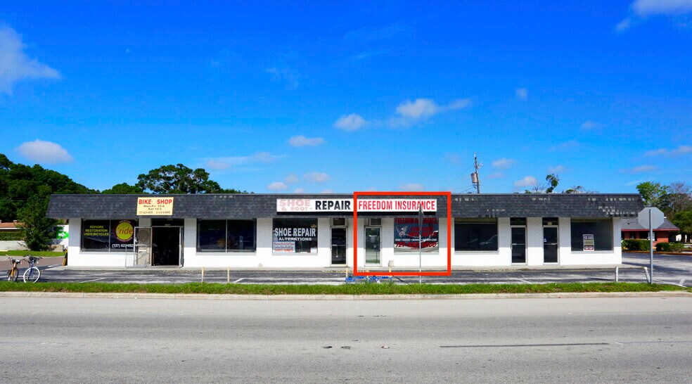 Primary Photo Of 3700-3710 49th St N, Saint Petersburg Storefront For Lease
