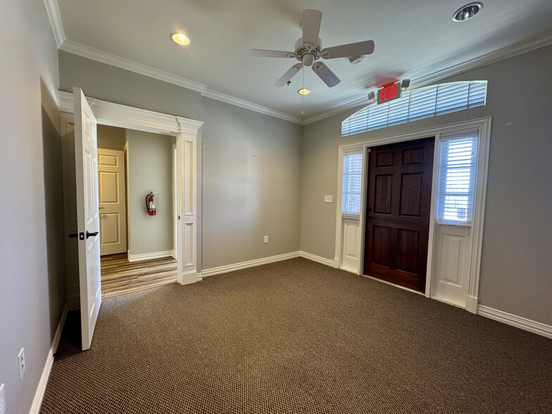 More Photos Of 8765 Stockard Dr, Frisco Medical For Sale