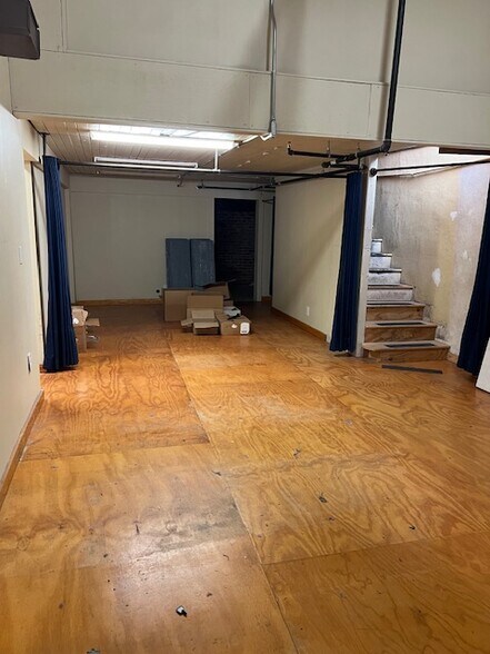 More Photos Of 1104 Broadway, Columbus Storefront For Lease