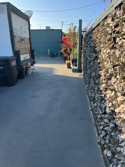 More Photos Of 5221 E Beverly Blvd, East Los Angeles Storefront Retail Residential For Sale