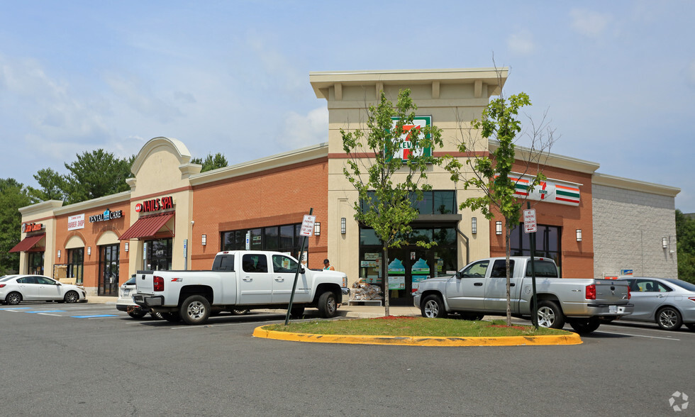 Primary Photo Of 10478 Sudley Manor Dr, Manassas Storefront For Lease