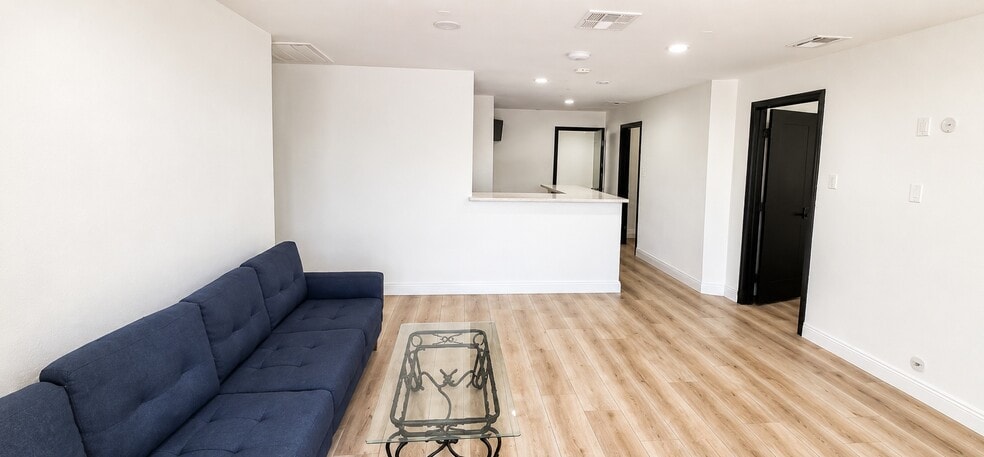 More Photos Of 4516 W Charleston Blvd, Las Vegas Freestanding For Sale