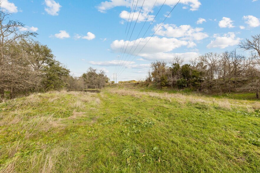 More Photos Of 3625 N Interstate 35, Georgetown Land For Sale