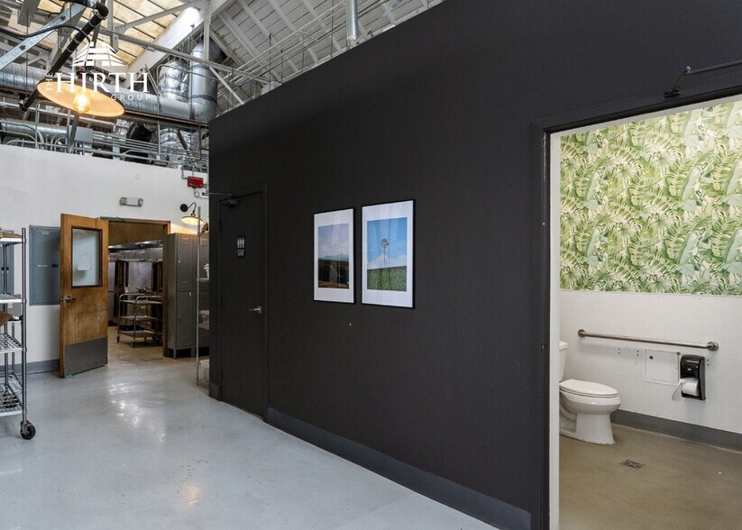 More Photos Of 2321 Filbert St, Oakland Warehouse For Sale