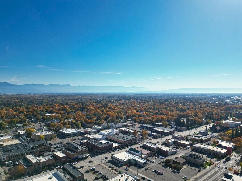 More Photos Of 302 S Main St, Kalispell Restaurant For Sale