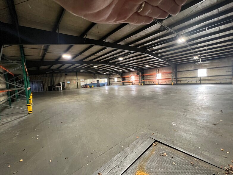 More Photos Of 1201 E Church St, Cherryville Warehouse For Lease