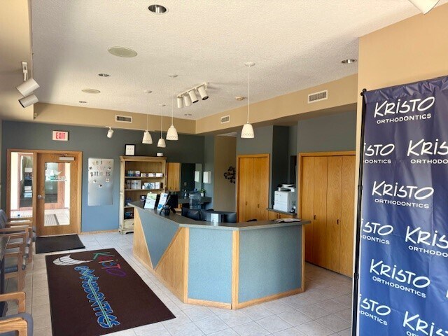 More Photos Of 227 Meridian Dr, New Richmond Office For Sale