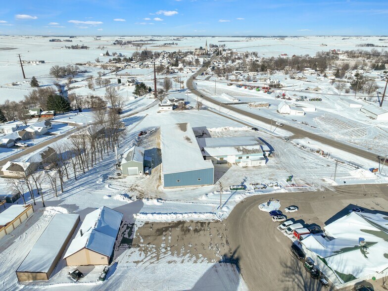 More Photos Of 6869 Columbus St, New Vienna Warehouse For Sale