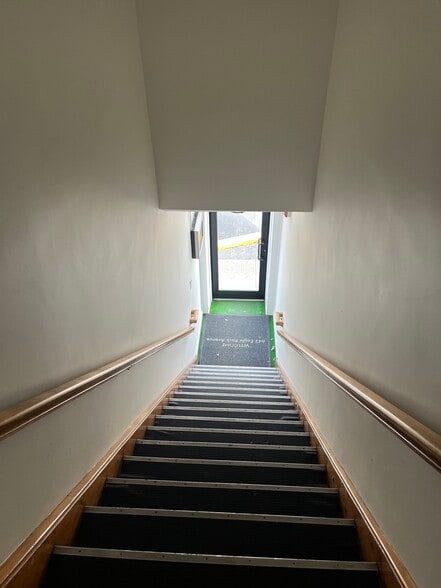 More Photos Of 640-642 Eagle Rock Ave, West Orange Storefront Retail Office For Lease