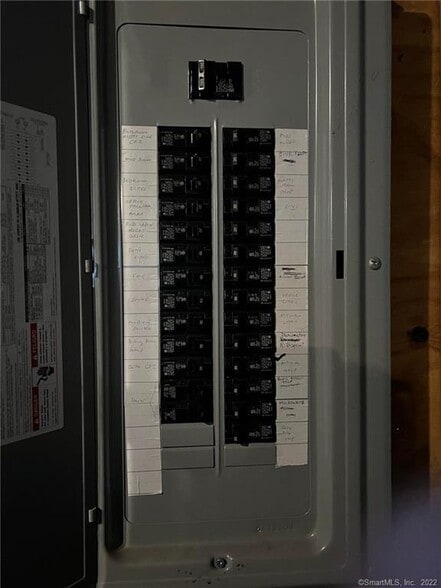 More Photos Of 71 Vine St, New Britain Apartments For Sale