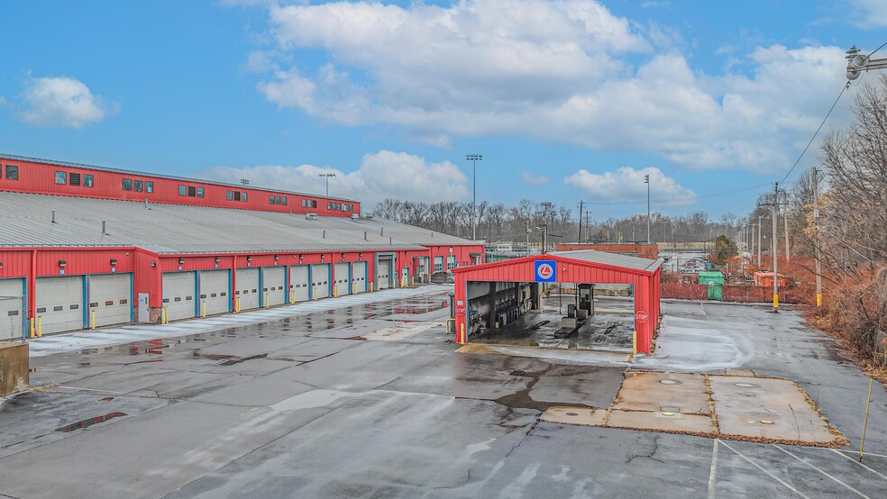 More Photos Of 315 Northampton St, Kingston Industrial For Sale