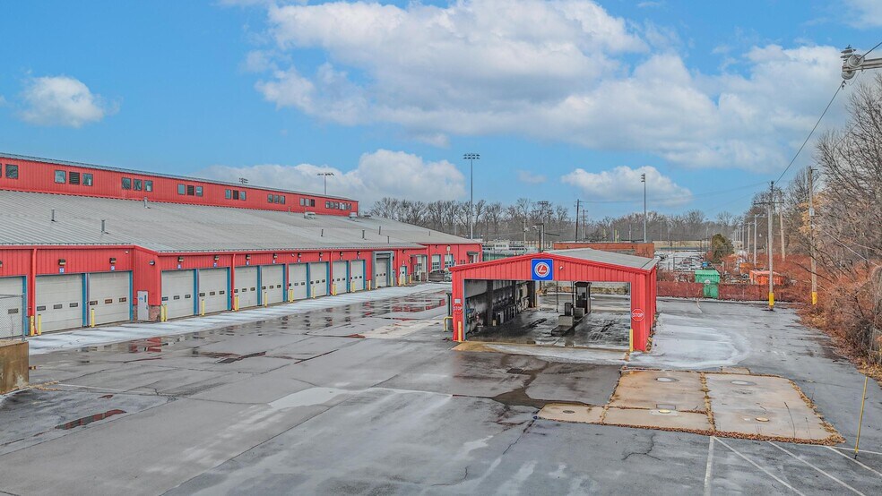 More Photos Of 315 Northampton St, Kingston Industrial For Sale