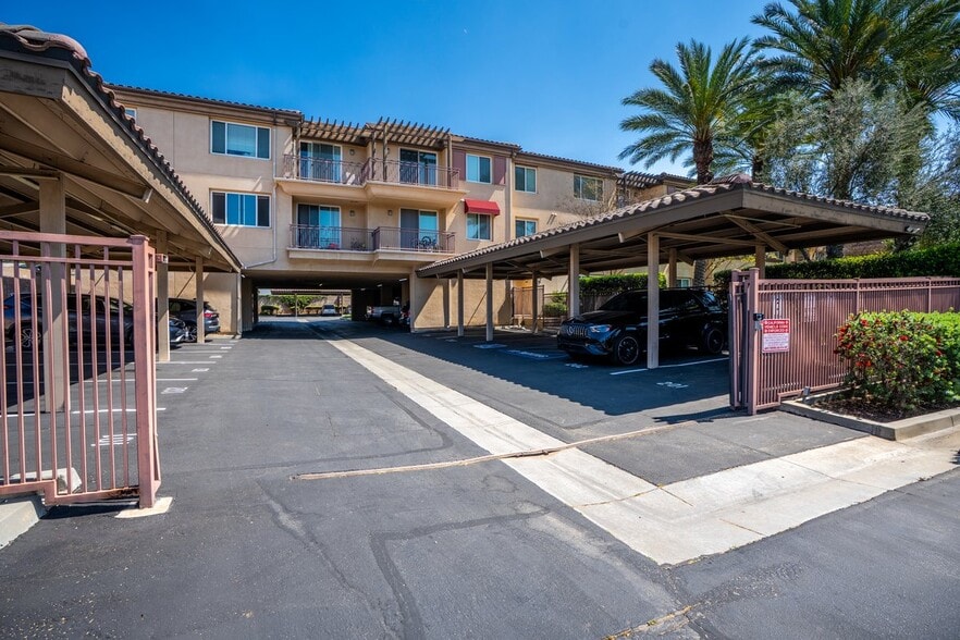 More Photos Of 633 W Route 66, Glendora Apartments For Sale
