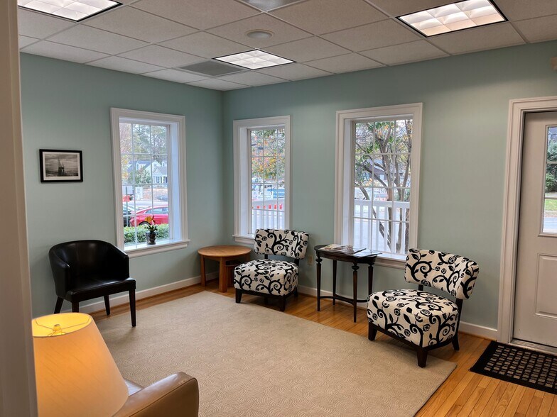 More Photos Of 508 Libbie Ave, Richmond Office For Lease