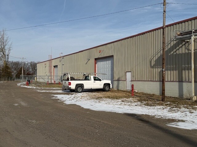 More Photos Of 5278 County Road 424, Antwerp Manufacturing For Lease
