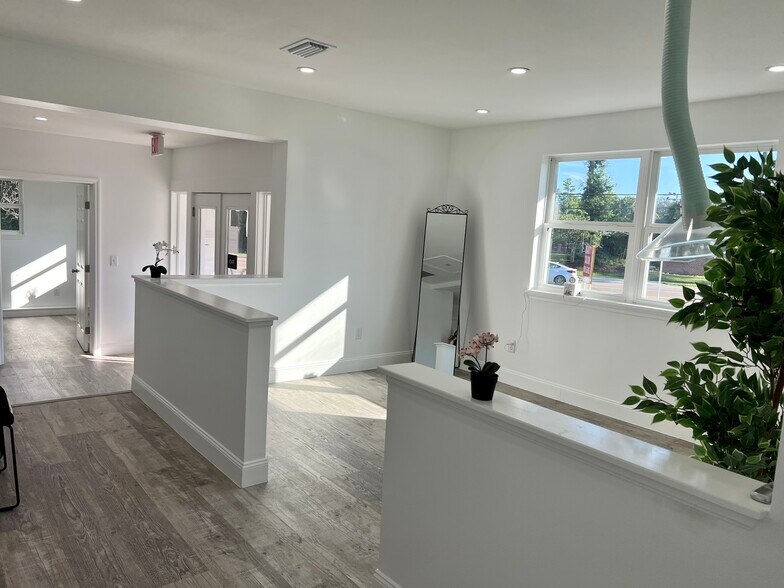 More Photos Of 6678 Atlantic Blvd, Jacksonville General Retail For Lease