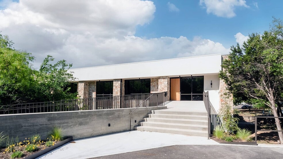Primary Photo Of 3423 Bee Caves Rd, Austin Unknown For Lease