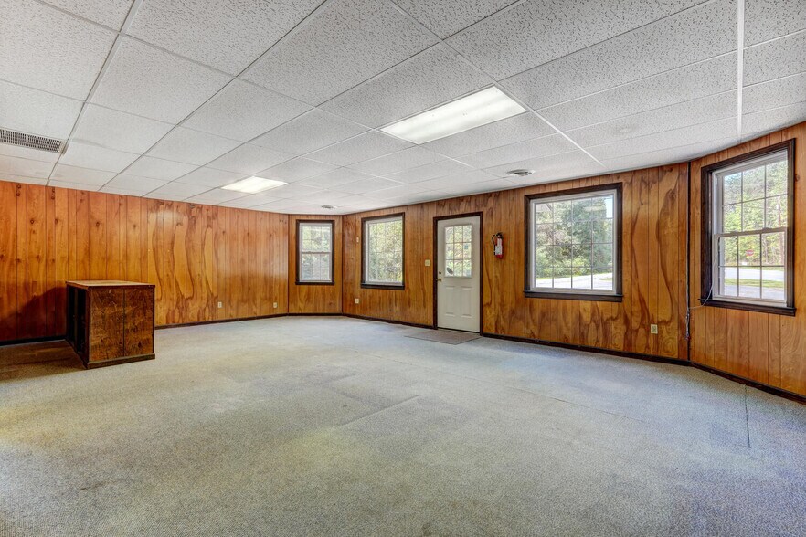 More Photos Of 122 NC Highway 700, Eden Auto Dealership For Sale