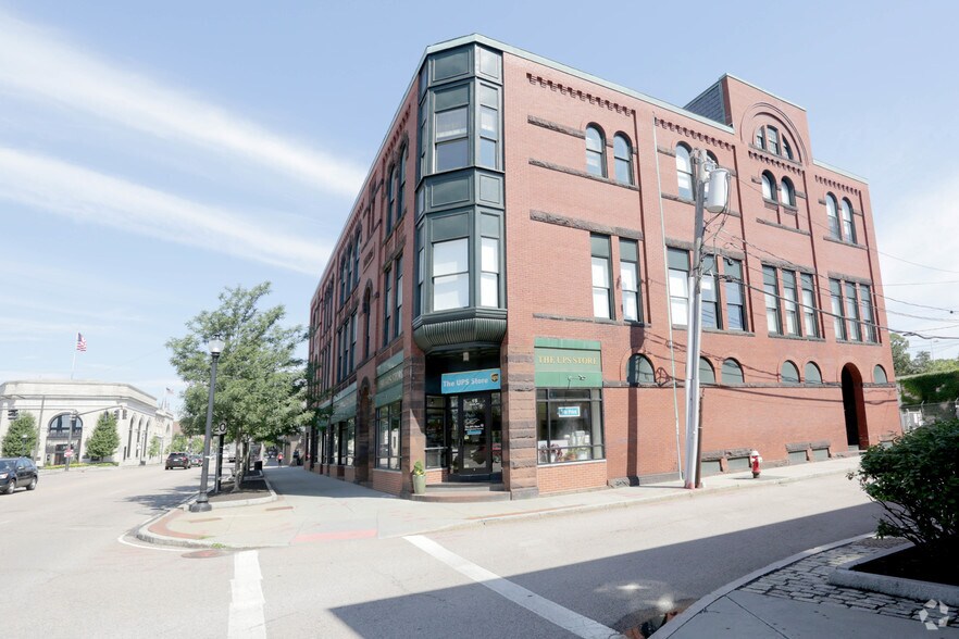 More Photos Of 15-25 Main St, Watertown Office For Lease