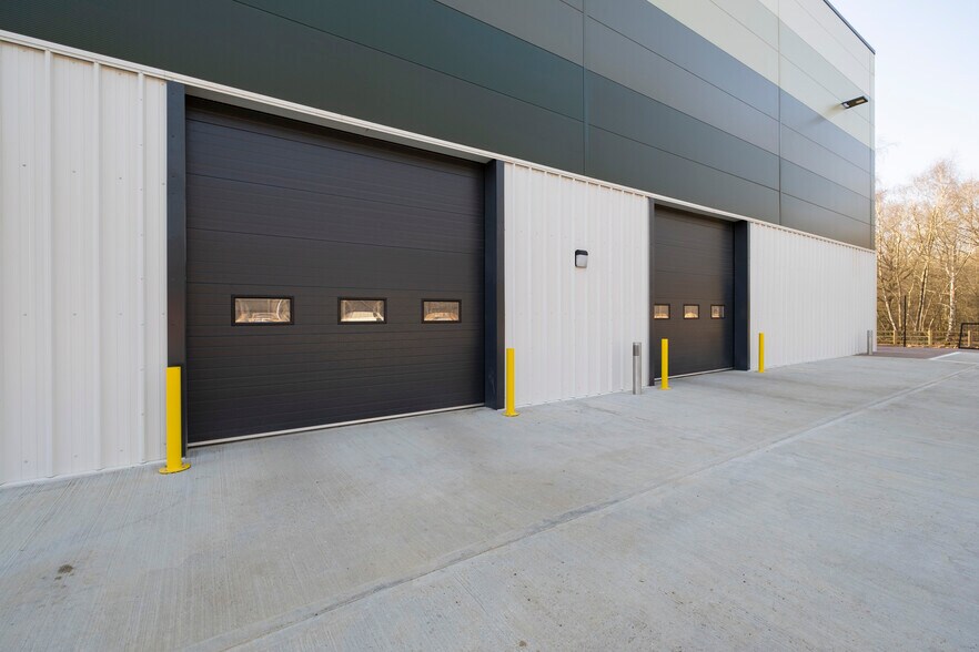 Cole Green Ln, Welwyn Garden City, HRT AL7 3PP Industrial For Lease