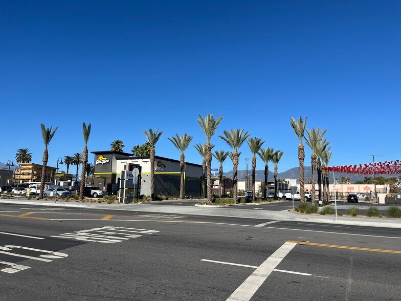 More Photos Of 539 N H St, San Bernardino Fast Food For Sale