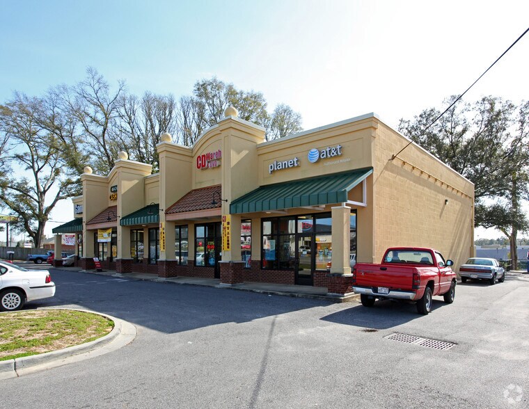 More Photos Of 7941 Moffett Rd, Semmes Unknown For Lease