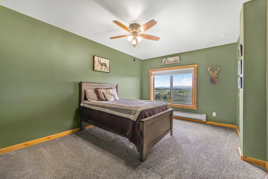 More Photos Of 1665 Whisper Ridge Rd, Ashton Hotel For Sale