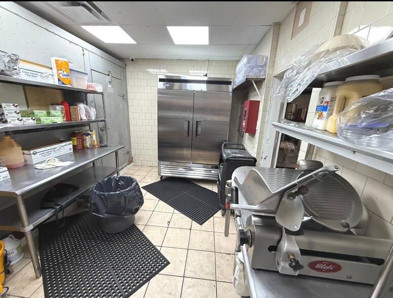 More Photos Of 4911 Landis Ave, Sea Isle City Freestanding For Sale