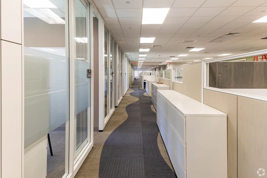 More Photos Of 1501 Yamato Rd, Boca Raton Business Park For Lease