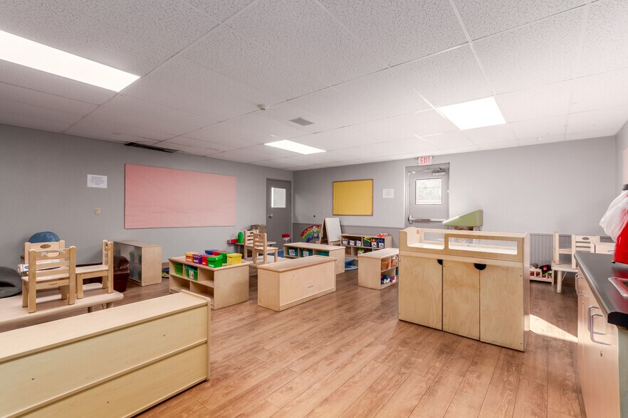 More Photos Of 1236 S Stapley Dr, Mesa Daycare Center For Lease