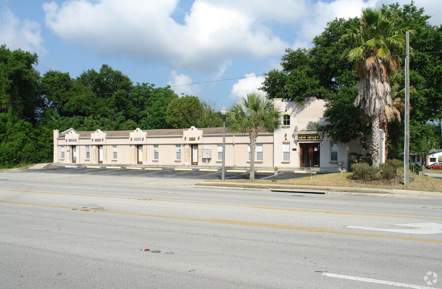 More Photos Of Charles R Beall Blvd, DeBary Office For Sale