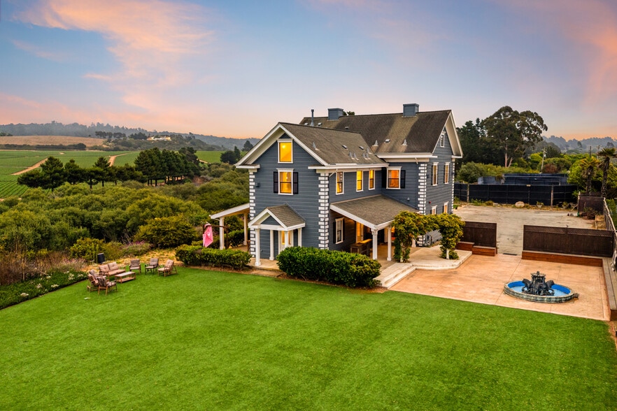 More Photos Of 1258 San Andreas Rd, La Selva Beach Hospitality For Sale