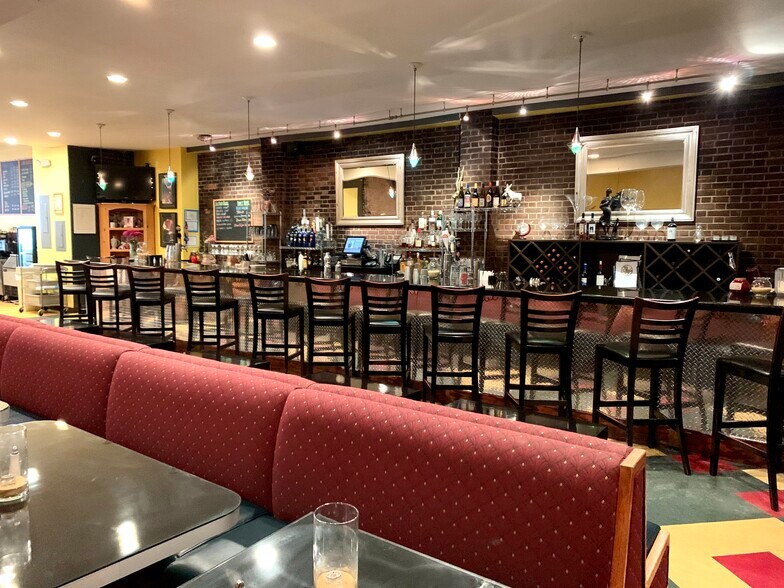 More Photos Of 41-45 N Potomac St, Hagerstown Restaurant For Sale