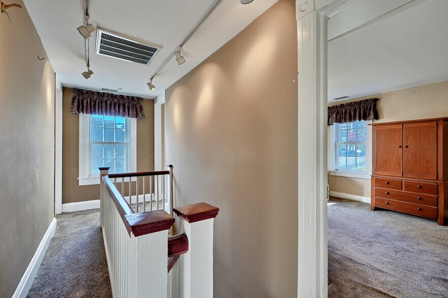 More Photos Of 508 Fairmount Ave, Towson Specialty For Sale