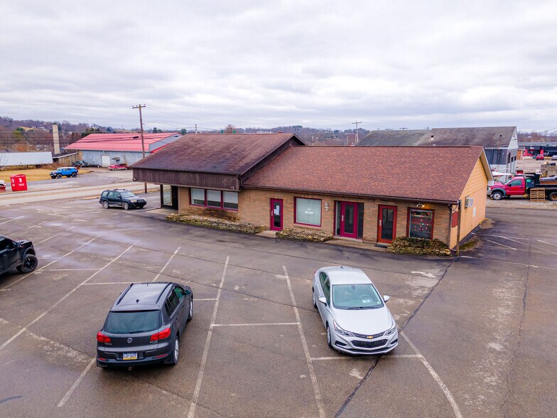 Primary Photo Of 343 Main St, Ford City Office For Lease