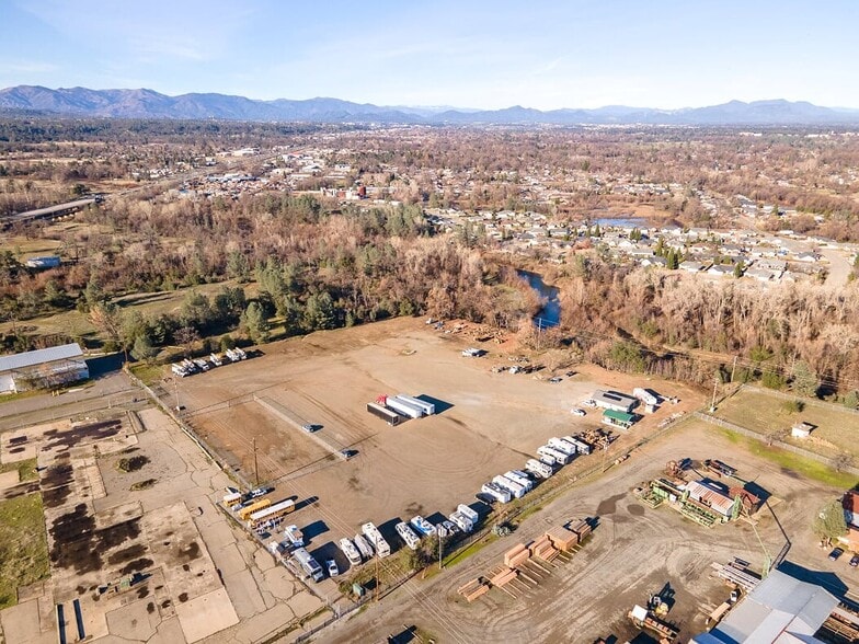 More Photos Of 8025 Eastside Rd, Redding Land For Lease