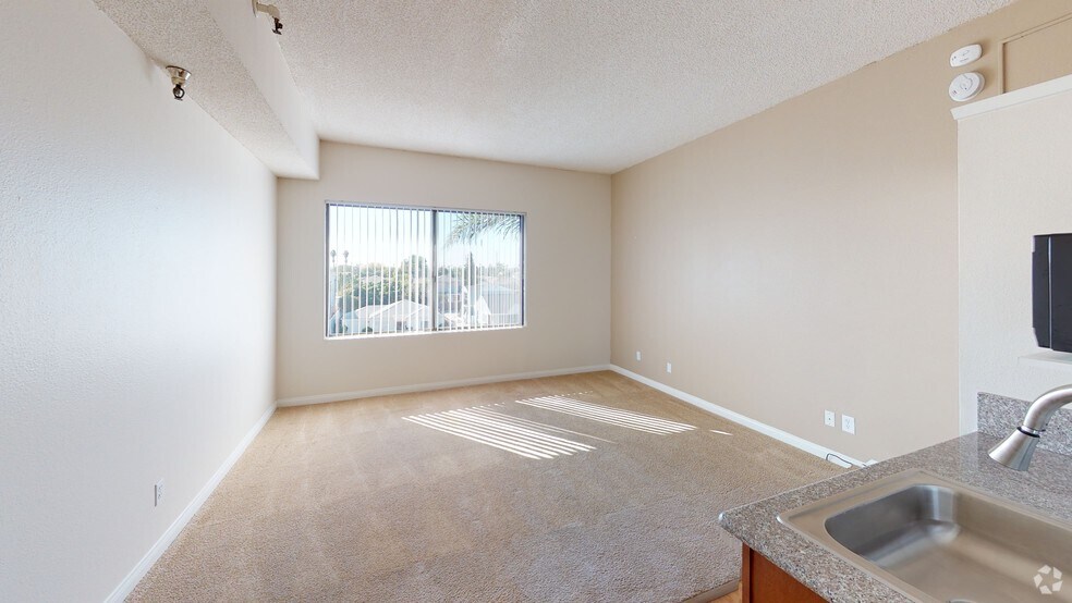 More Photos Of 171 4th Ave, Chula Vista Apartments For Sale