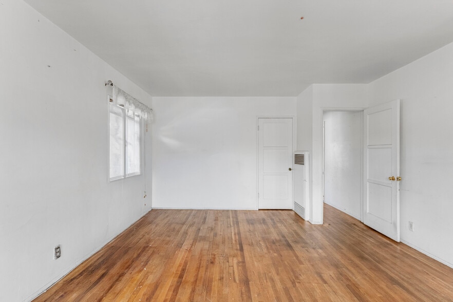 More Photos Of 1515 N Hollywood Way, Burbank Apartments For Sale