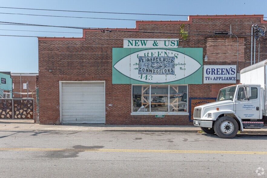 More Photos Of 106 E Market St, Lebanon Warehouse For Sale