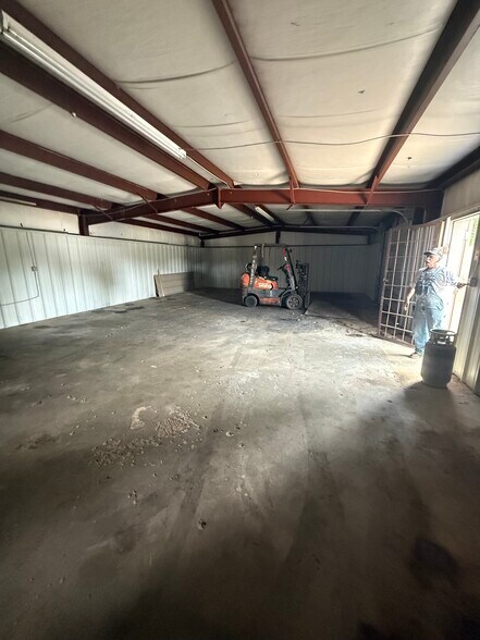 More Photos Of 542-544 Chestnut St, Skiatook Flex For Sale