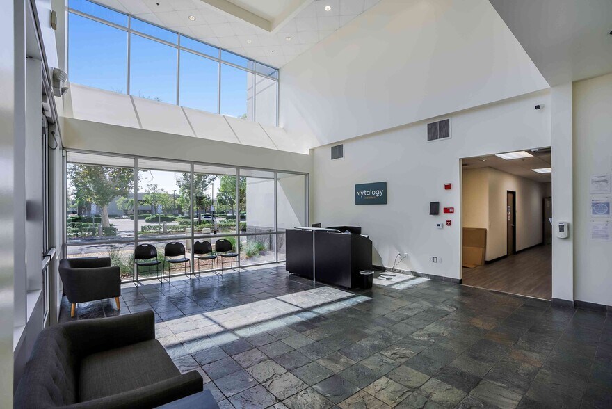 More Photos Of 1900 E Carnegie Ave, Santa Ana Research And Development For Lease