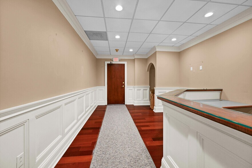 More Photos Of 90 Grove St, Ridgefield Medical For Sale
