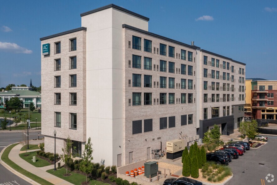 More Photos Of 435 Williams Ave SW, Huntsville Hotel For Lease