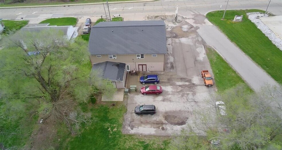 More Photos Of 5917 Plank Rd, Peoria Multifamily For Sale