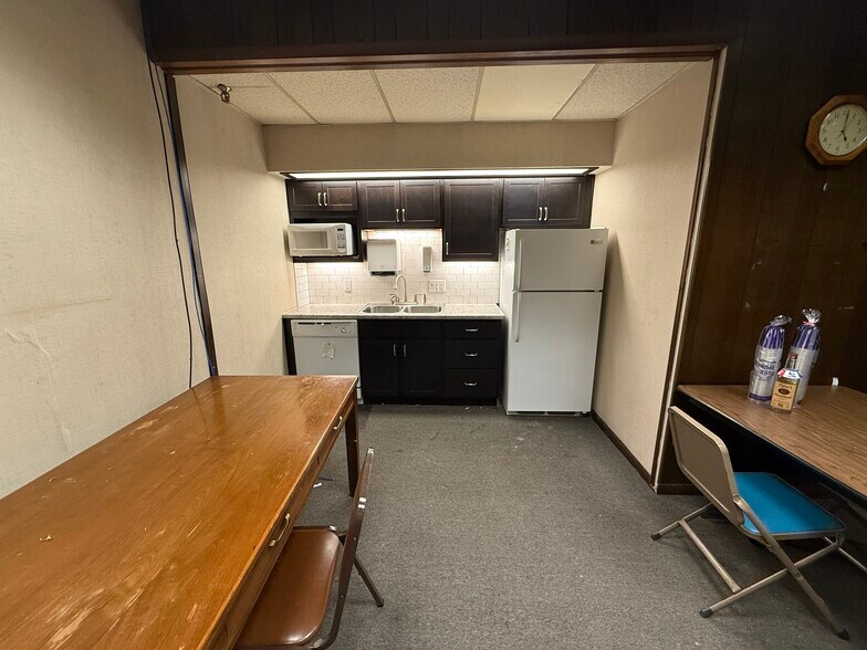 More Photos Of 917 Webster St, Dayton Warehouse For Sale