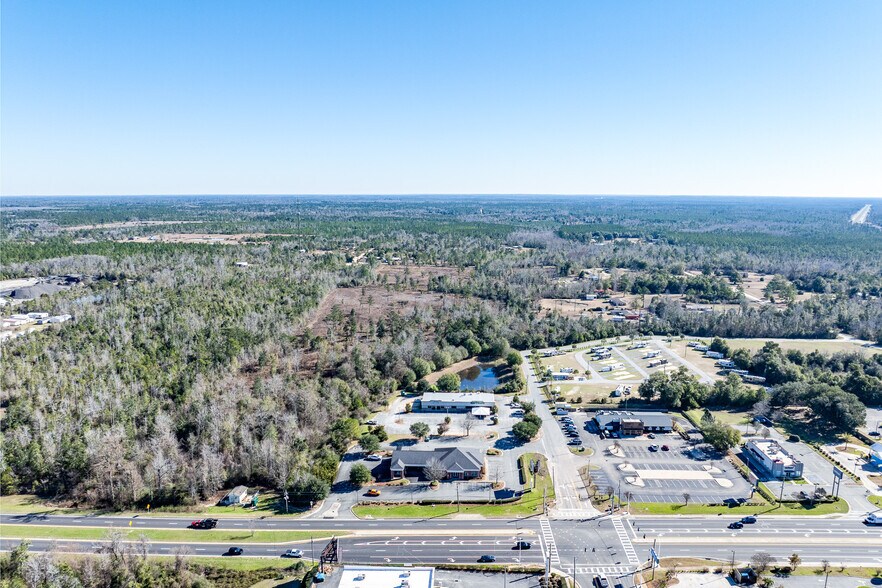 More Photos Of 4944 Malloy Plz, Marianna Freestanding For Sale