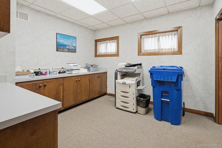 More Photos Of 225 Howell Ave, Riverhead Office For Sale