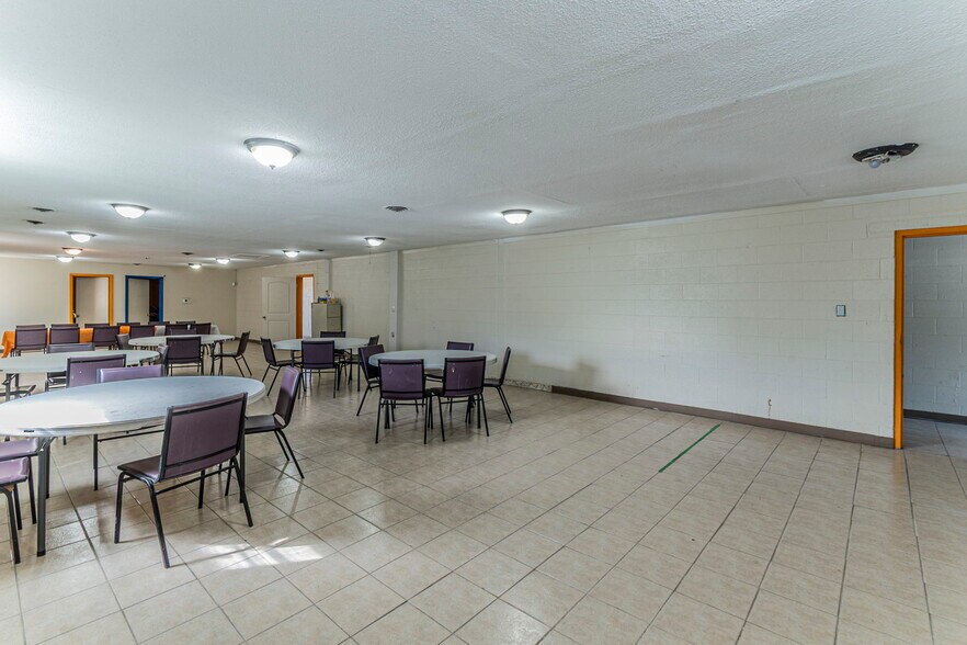 More Photos Of 2817 Cherry Valley Blvd, Dallas Religious Facility For Sale