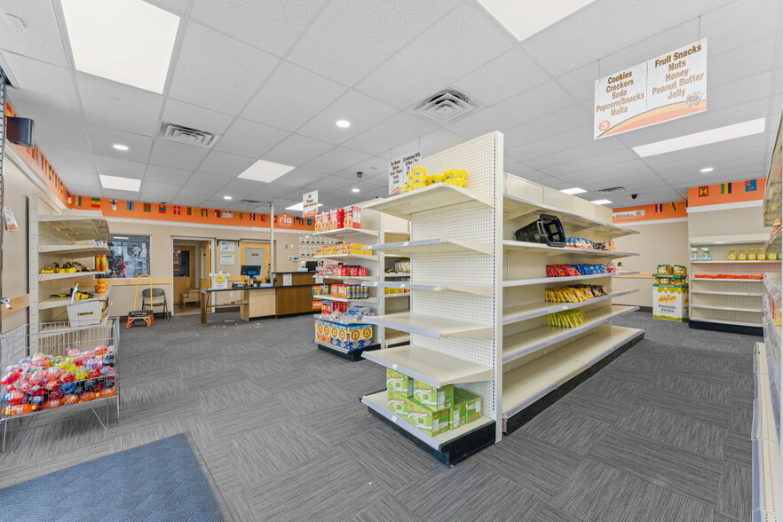 More Photos Of 628 Belmont St, Brockton Freestanding For Sale